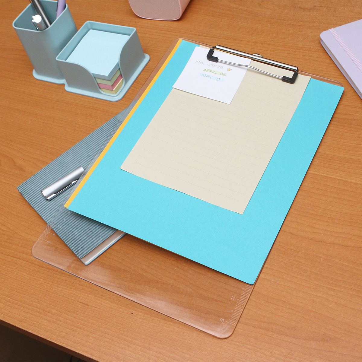 Tabla de plástico para documentos. - Vista 8