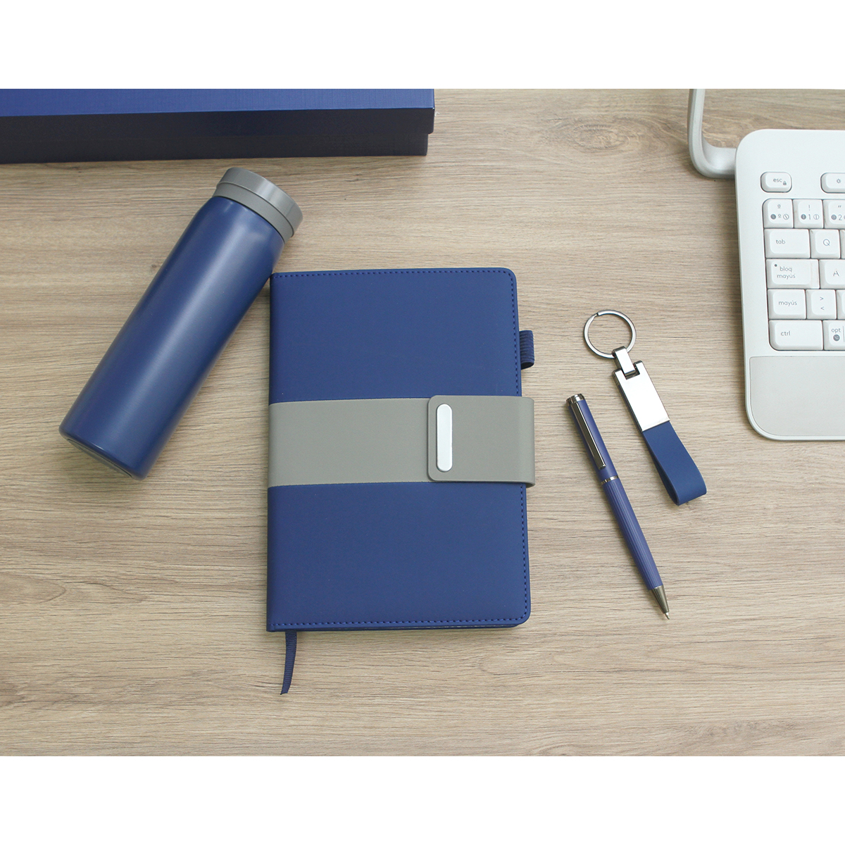 Set Kirtomy. - Vista 2