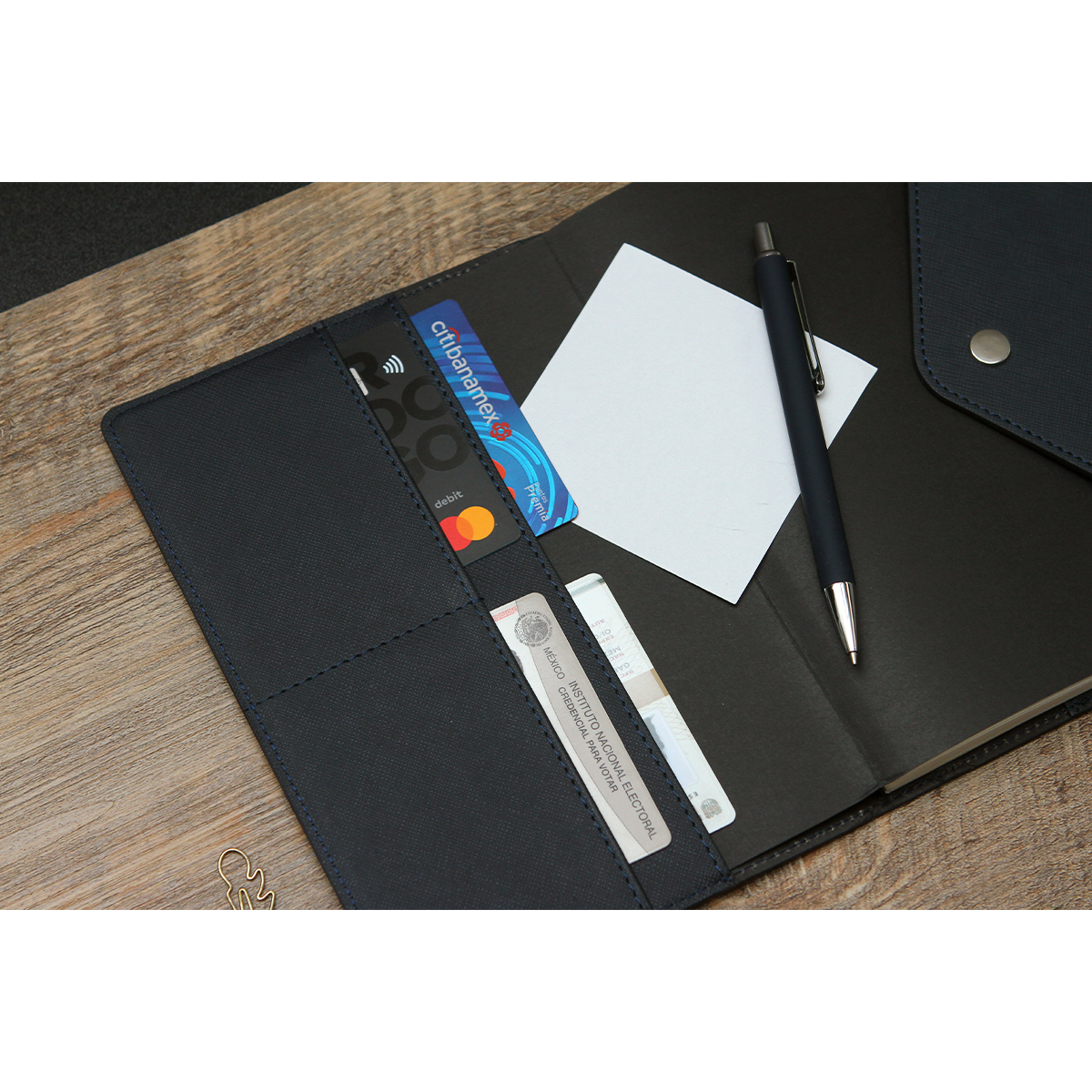 Libreta Pervolia. - Vista 3