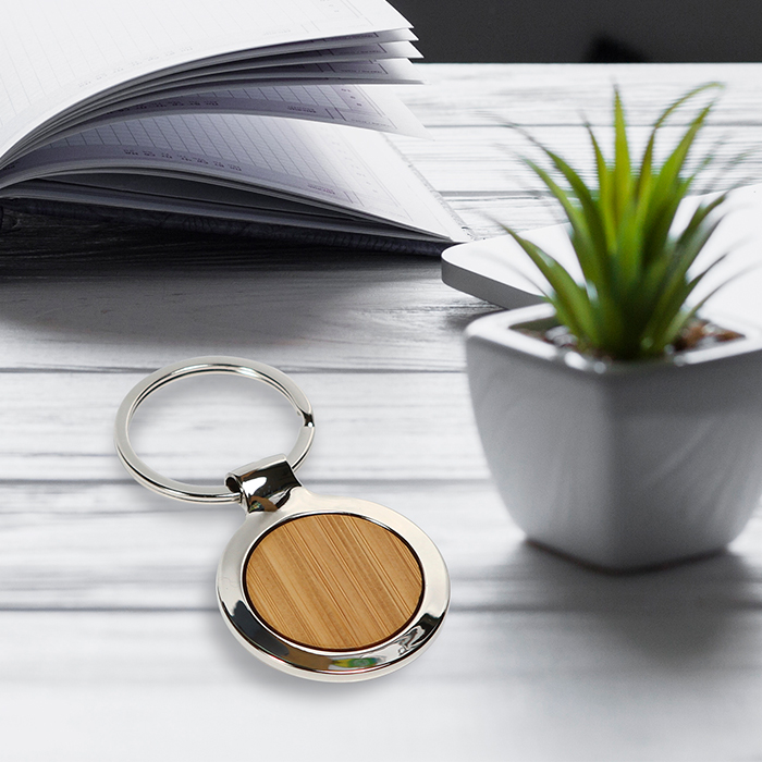 Llavero de bambú Ennis. - Vista 3