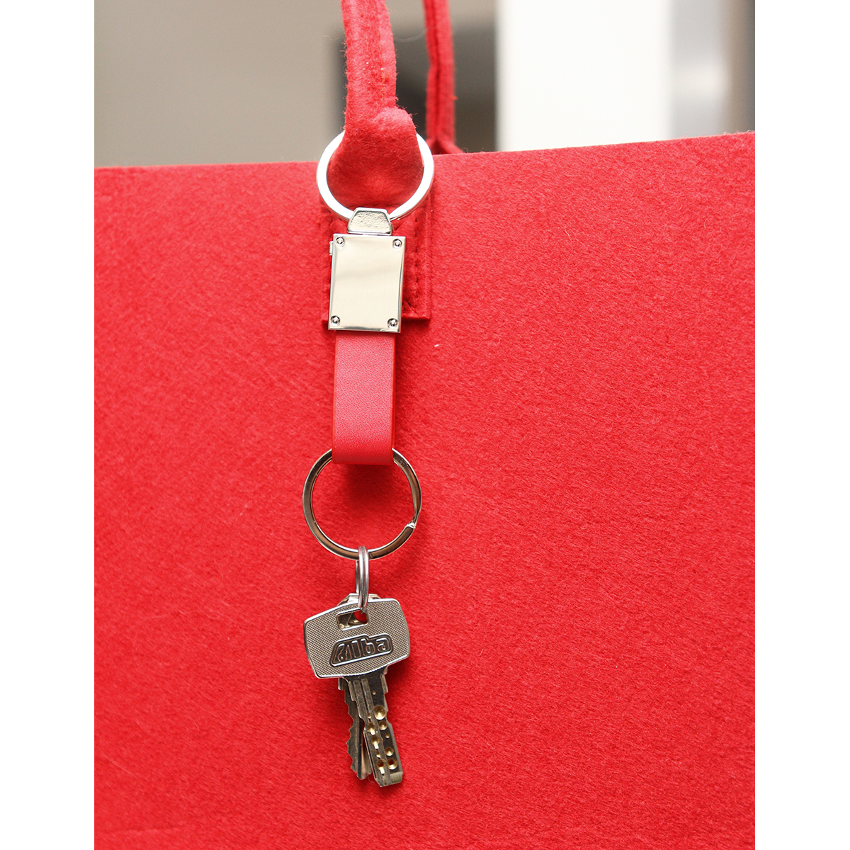 Llavero en aleación de zinc Detroit. - Vista 3