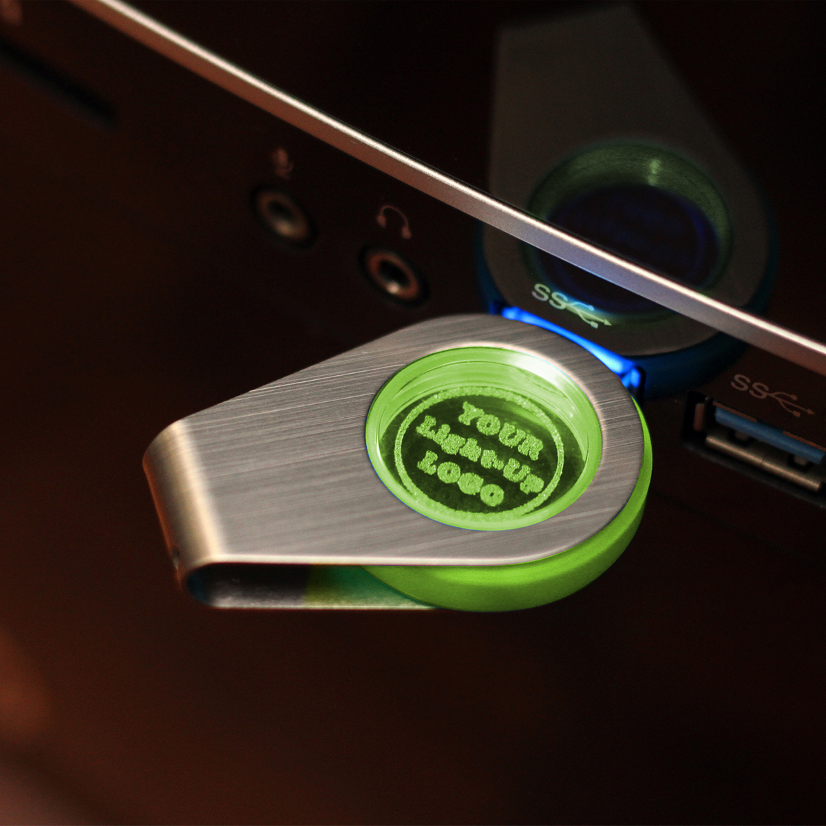 Memoria USB giratoria con luz 8 GB. - Artículos Promocionales MAS RECIO